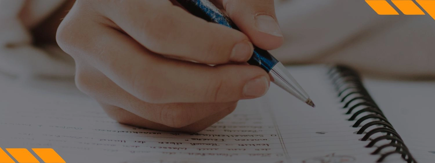 Comunicação Escrita e Revisão Gramatical