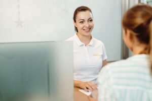 Descomplicando o atendimento ao cidadão: guia para servidores públicos 2 descomplicando o atendimento ao cidadao guia para servidores publicos 2 2 Descomplicando o atendimento ao cidadão: guia para servidores públicos