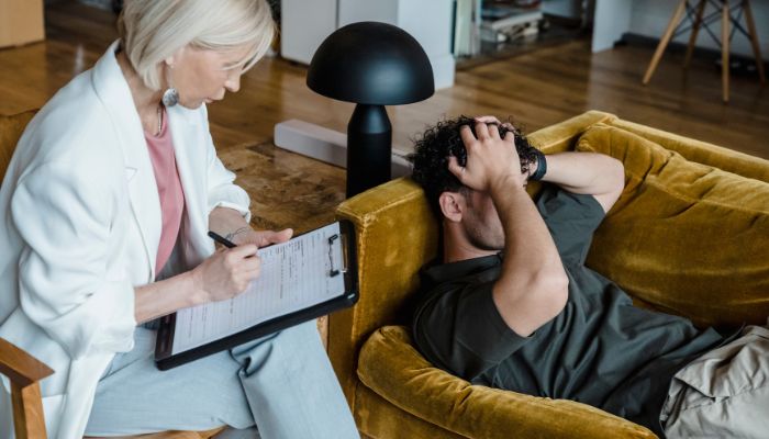 terapia2.1 O que é regressão: entenda como a memória pode curar doenças e traumas