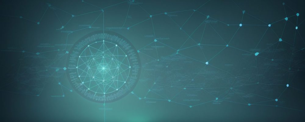 Professores e alunos engajados em curso de educação financeira, aplicando conceitos em sala de aula.