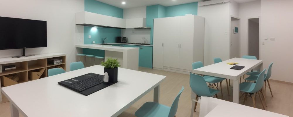 Imagem ilustrando rotinas de departamento pessoal no setor público, incluindo eSocial e folha de pagamento.