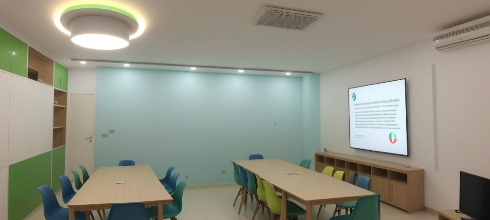 Alunos engajados em projetos de empreendedorismo social na educação, com foco em inovação e impacto comunitário.