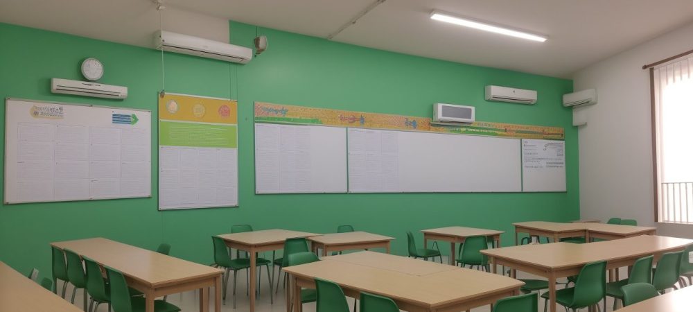 Servidores públicos participando de curso sobre ética, com foco na aplicação da ética na educação e suas transformações