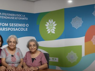 Imagem ilustrando a gerontologia social e o envelhecimento ativo, com foco em cuidados com idosos e políticas públicas.