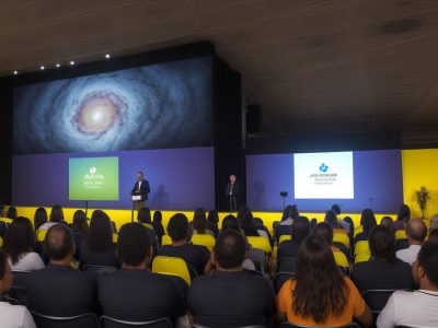 Uma cena vibrante refletindo a importância da história da arte na educação e cultura.
