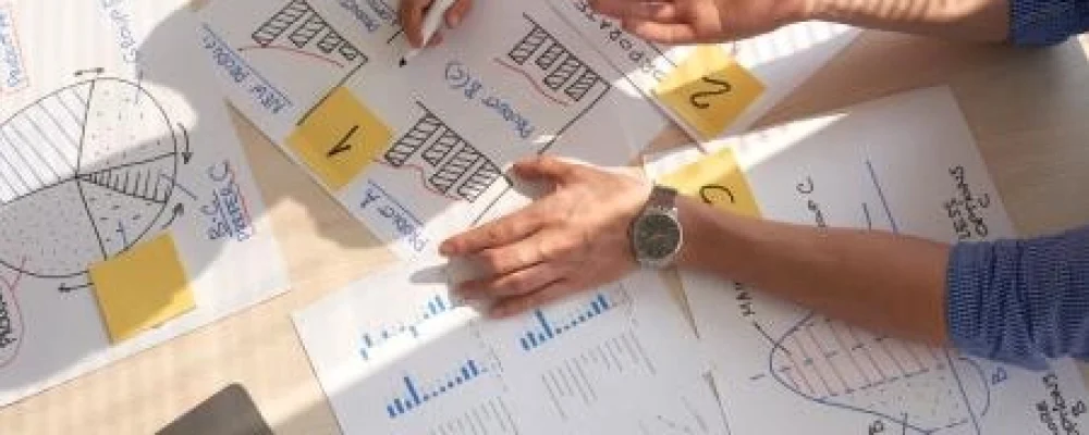 IMAGEM-TRIO-Administracao-estrategica-compressed