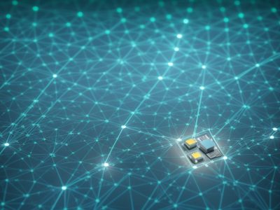 Profissional estudando inglês técnico industrial, com foco em engenharia e tecnologia para ascensão na carreira