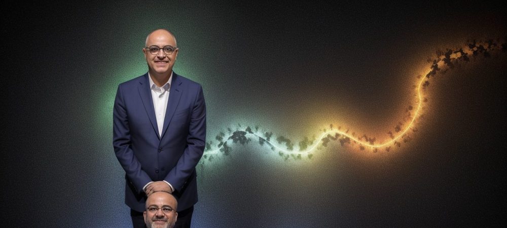 Uma pessoa confiante falando em público, com expressão segura e um ambiente de apresentação acolhedor, representando oratória e comunicação eficaz.