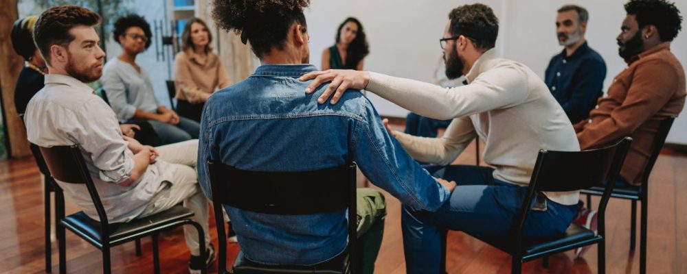 pessoa praticando como desenvolver inteligência emocional para aprimorar suas habilidades profissionais e pessoais
