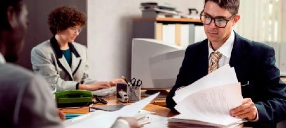 Guia completo de Direito Administrativo para servidores públicos.